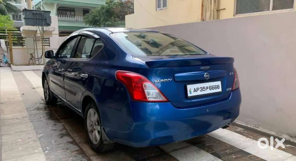 Nissan Sunny 2013 Diesel 84000 Km Driven