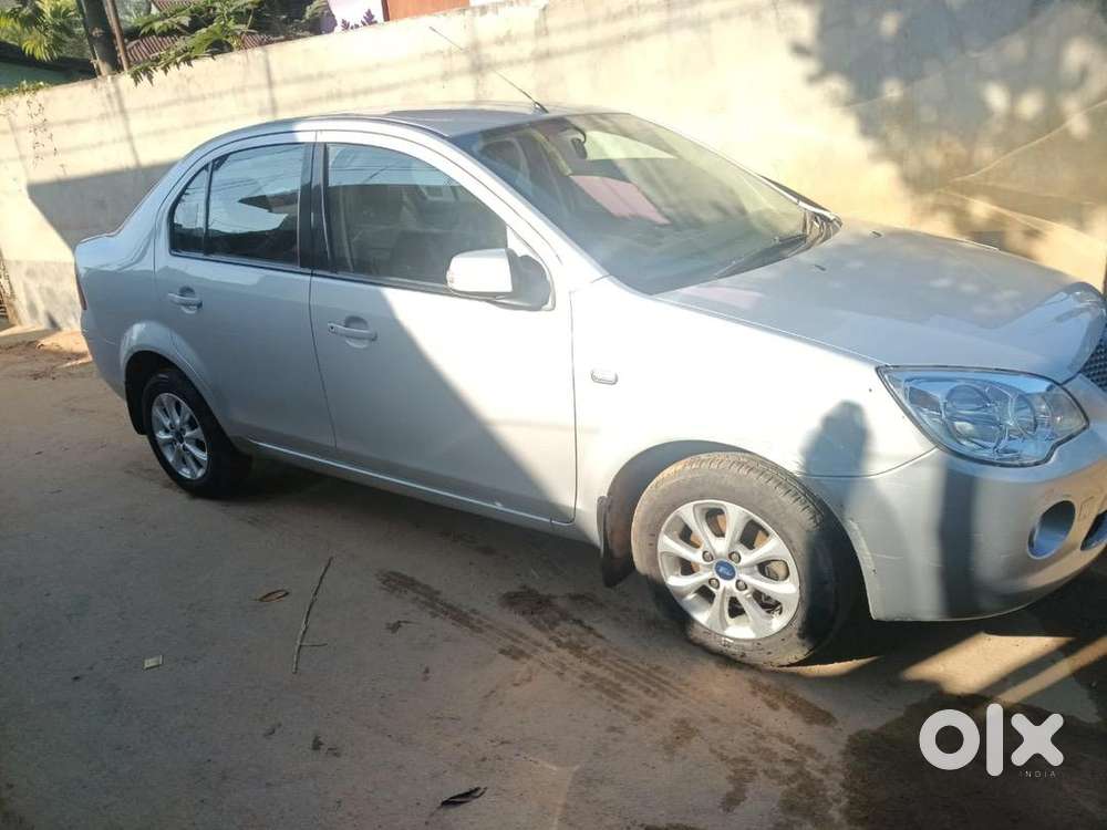 Ford Classic 2012 Petrol Well Maintained