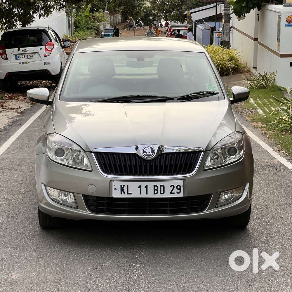 Skoda Rapid [2016-2021] 1.6 Mpi Style Plus, 2016, Petrol