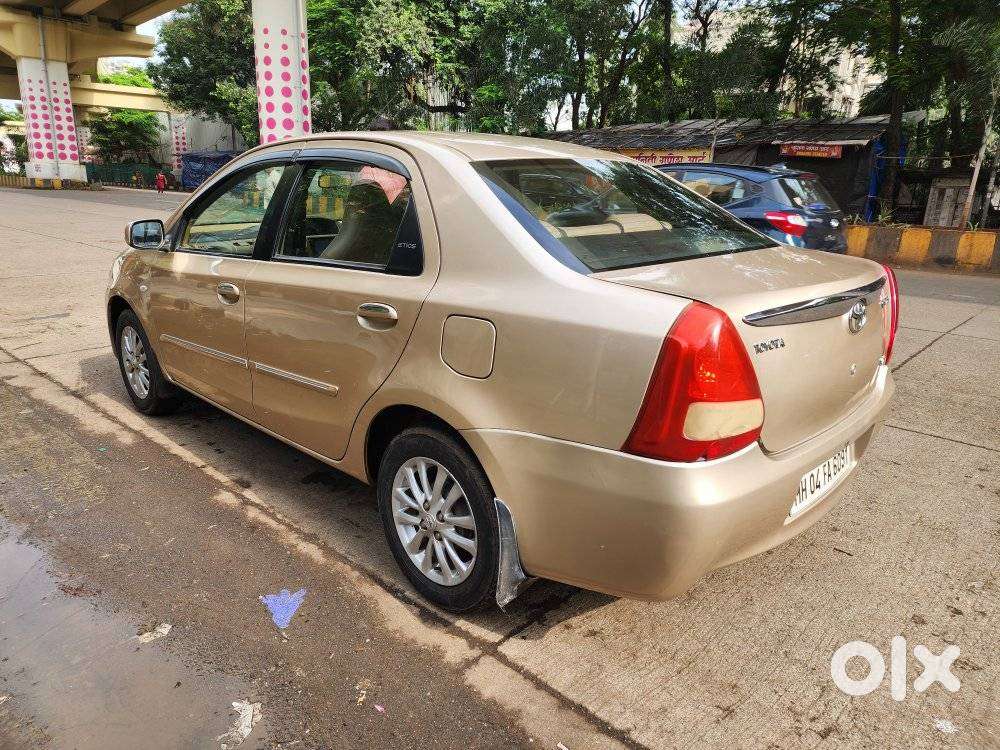 Toyota Etios 2010-2012 G, 2011, Petrol