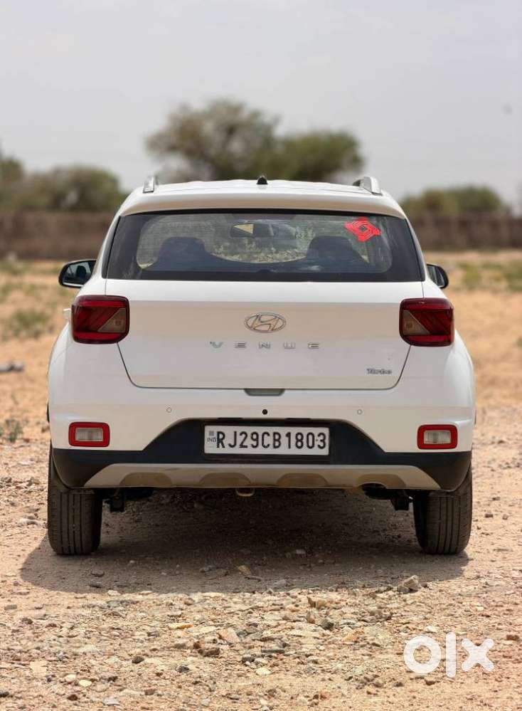 Hyundai Venue S Turbo, 2020, Petrol