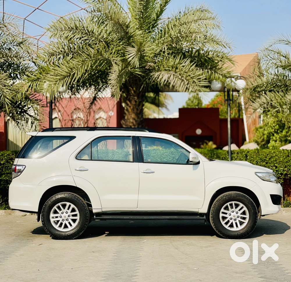 Toyota Fortuner 3.0 4x2 Automatic, 2013, Diesel