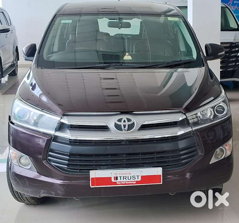 Toyota Innova Crysta 2.4 V, 2016, Diesel