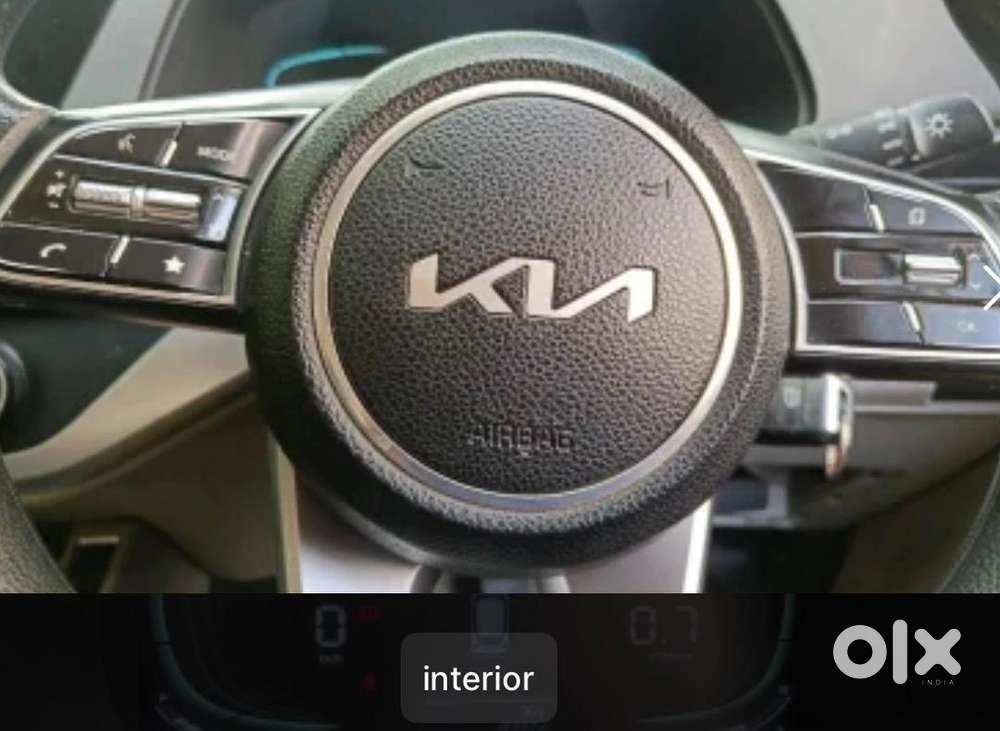 Kia Carens Prestige 1.4 Turbo Petrol  July 2022 Noida  Single Owner