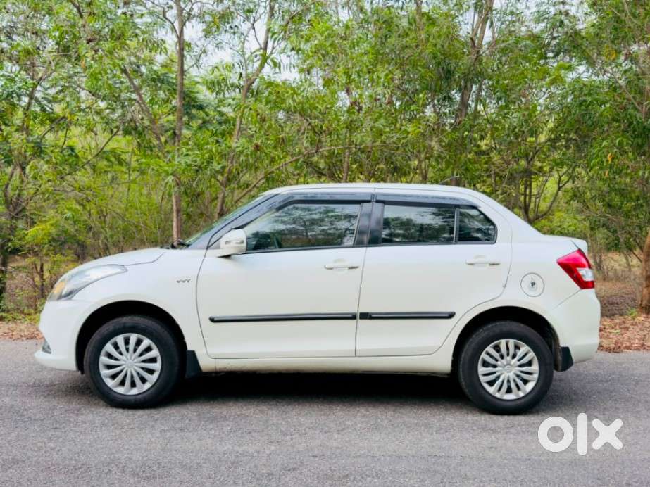 Maruti Suzuki Dzire 1.2 Vxi, 2016, Petrol