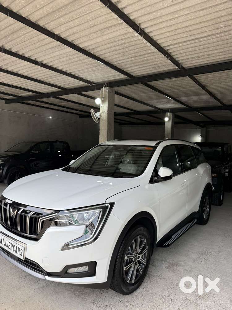 Mahindra Xuv700 2.2 Ax 7 Diesel Mt Luxury Pack Str, 2023, Diesel