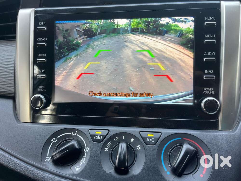 Toyota Innova Crysta