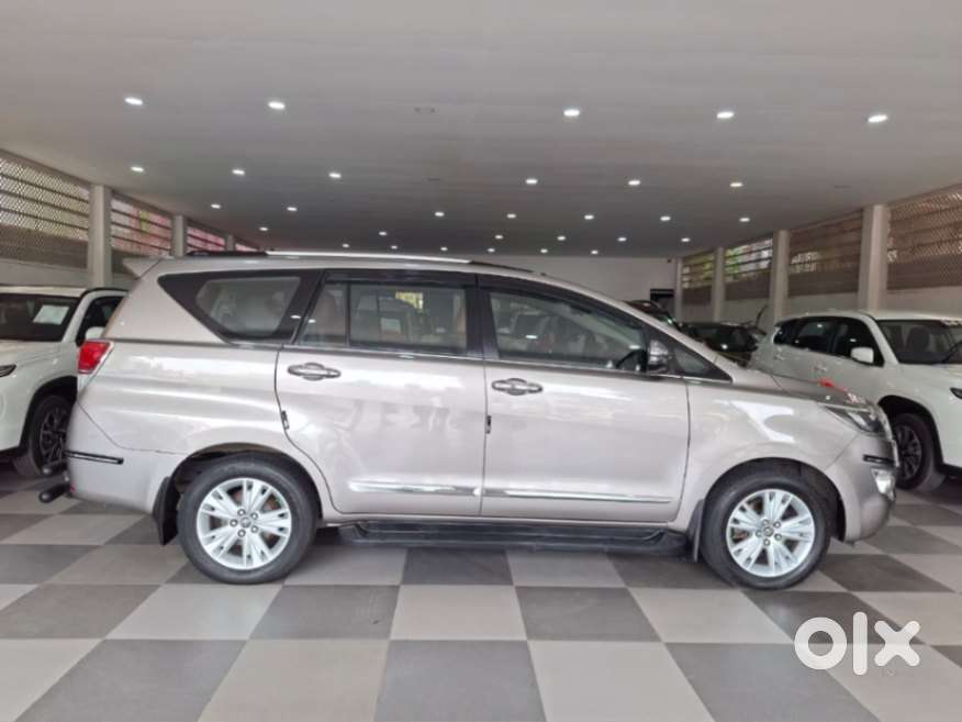 Toyota Innova Crysta 2.8z Automatic, 2018, Diesel