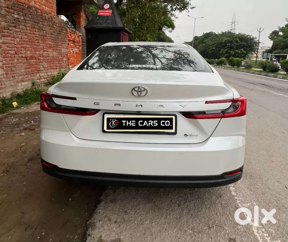 Toyota Camry, 2026, Petrol