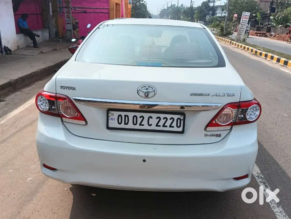Toyota Corolla Altis 2012 Diesel Well Mentain Car With