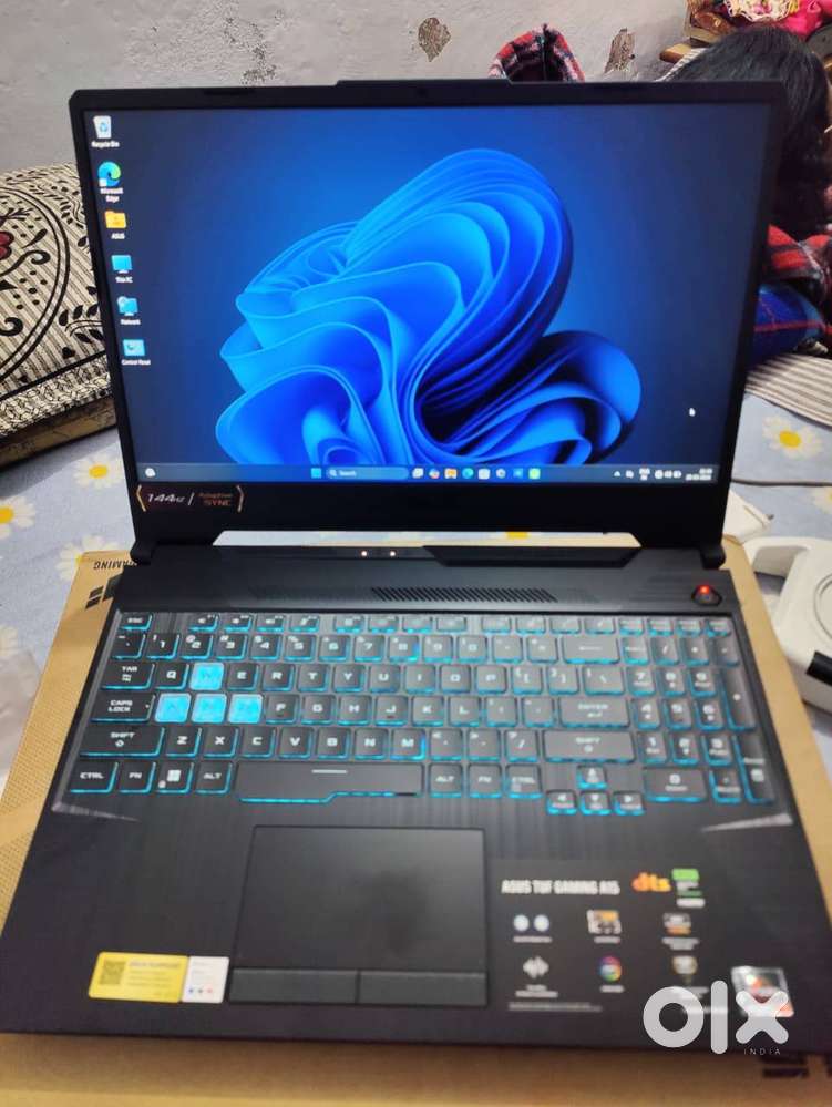 ASUS TUF Gaming A15  Ryzen 7 7445HS  RTX 3050  16GB DDR5  Like New