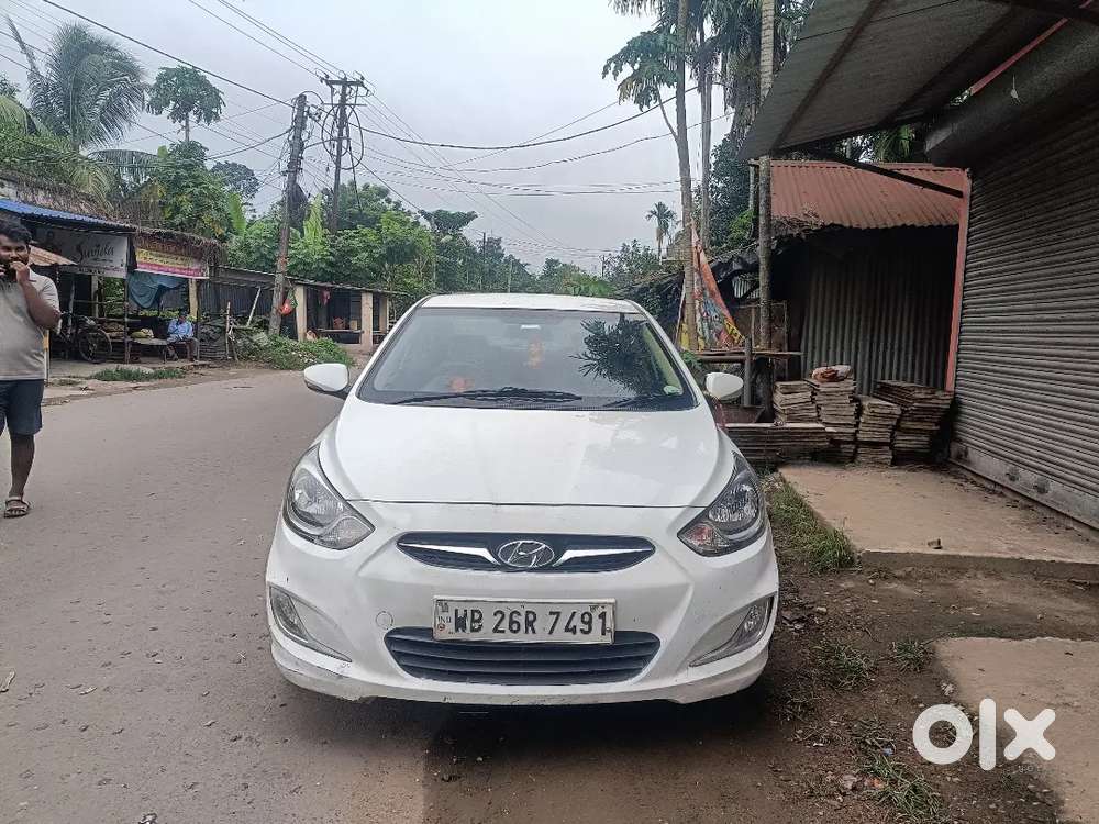 Hyundai Verna 1.6 2012 Manual 60000 Km