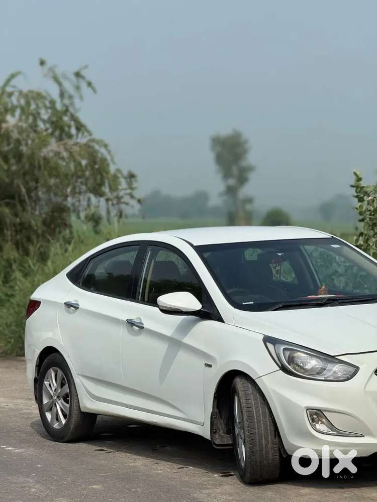 Hyundai Verna Sx Crdi 2012 Year