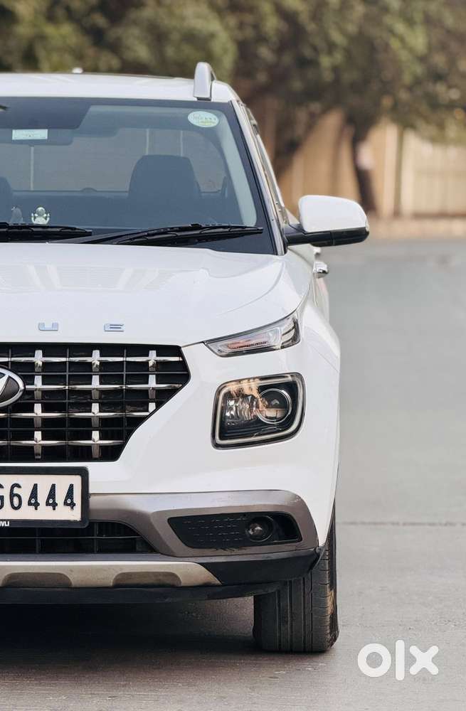 Hyundai Venue Sx (o) Mt 1.5 Diesel, 2019, Diesel