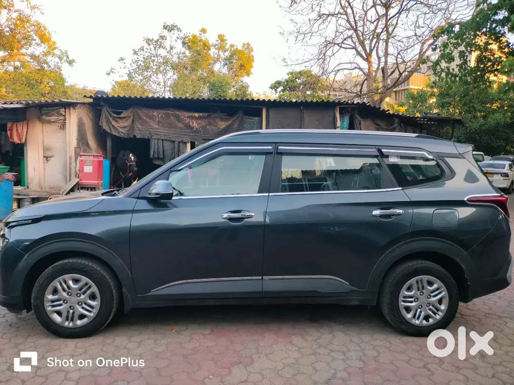 Kia Carens 2024 Petrol 25000 Km Driven