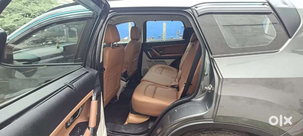 Tata Safari Adventure Plus At