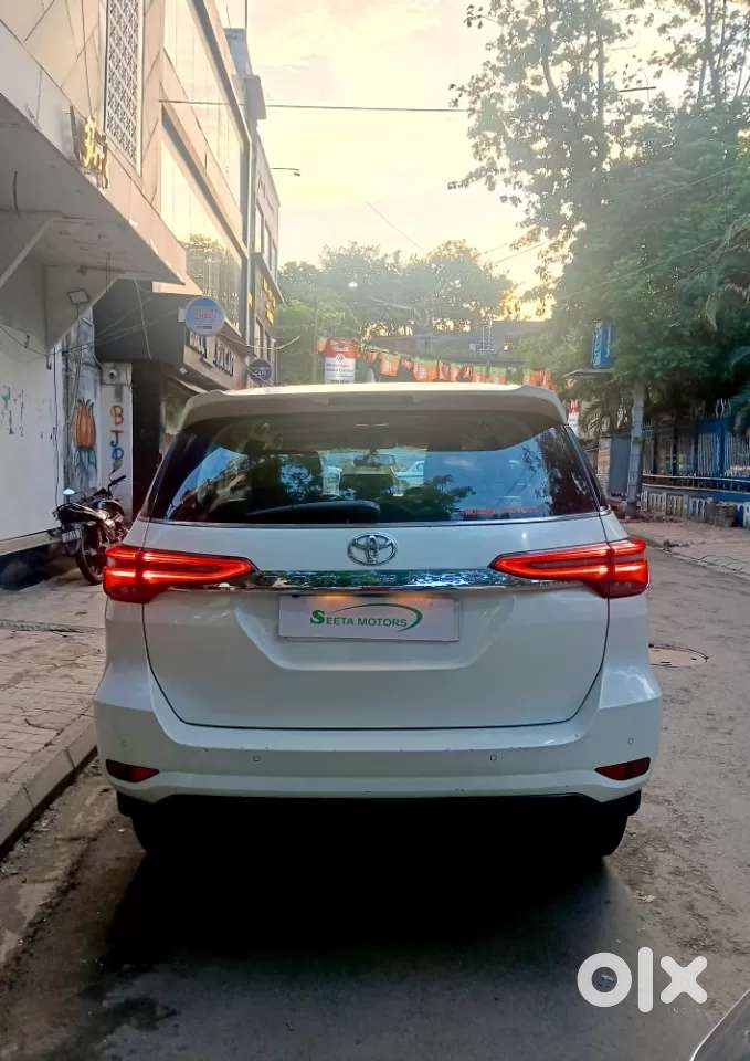 Toyota Fortuner 4x2 At, 2022, Diesel