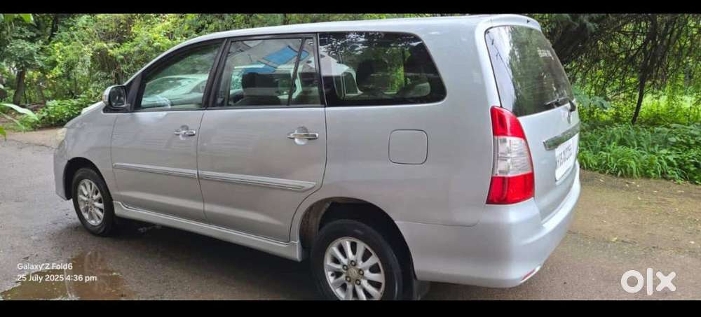 Toyota Innova 2.5 Vx 8 Str Bs-iii, 2012, Diesel