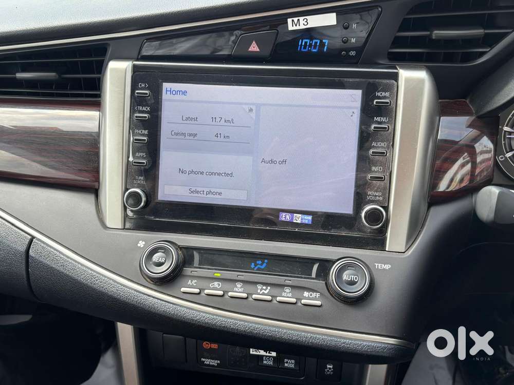 Toyota Innova Crysta 2.4 V 8 Str, 2025, Diesel