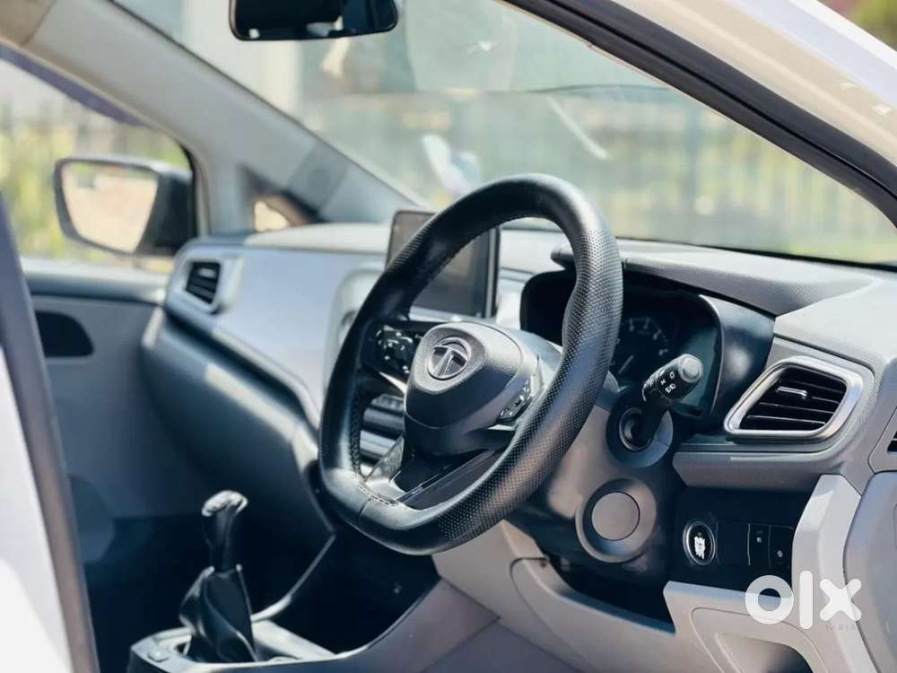Tata Altroz Xm Plus Petrol, 2021, Petrol