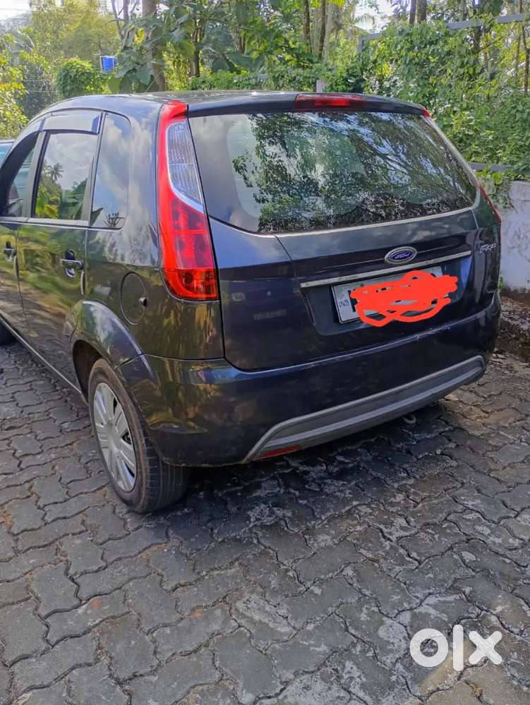 Ford Figo Petrol Lxi 2012