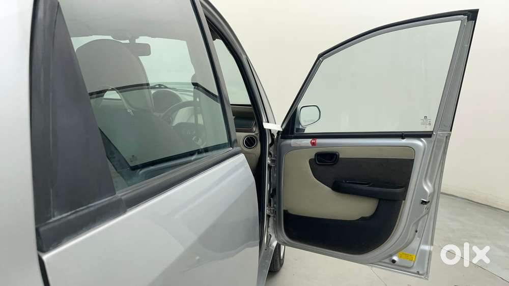 Tata Nano Xta, 2016, Petrol
