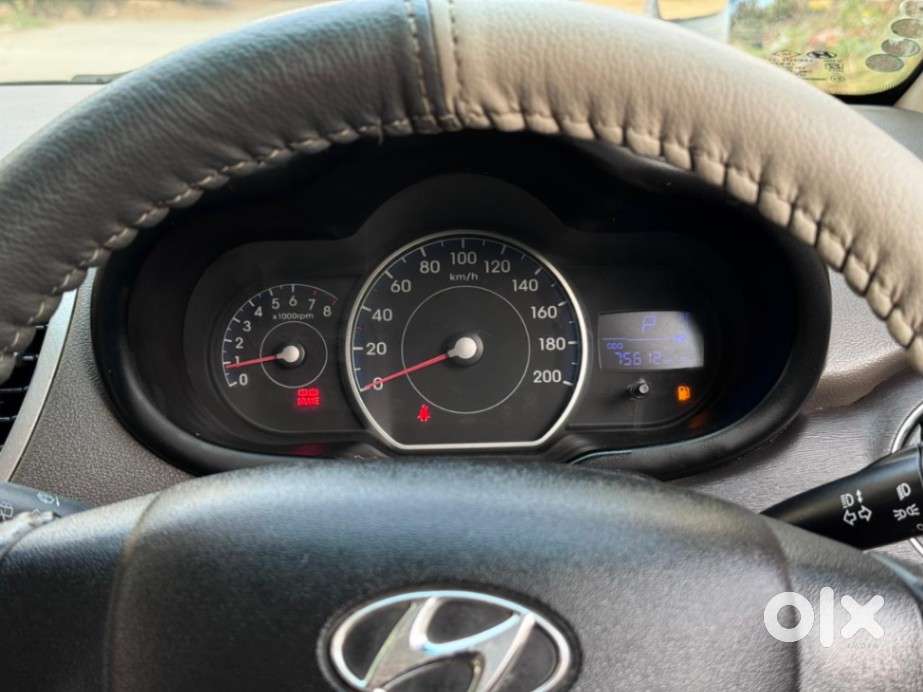 Hyundai I10 Sportz At, 2012, Petrol