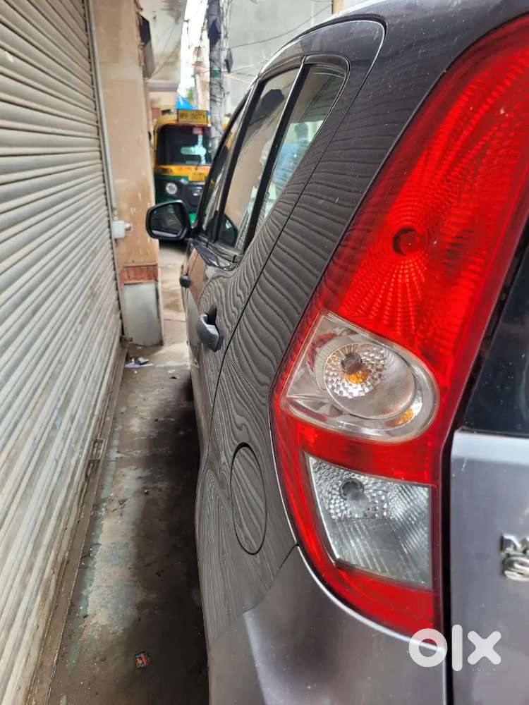 Maruti Suzuki Ritz Vxi 2012