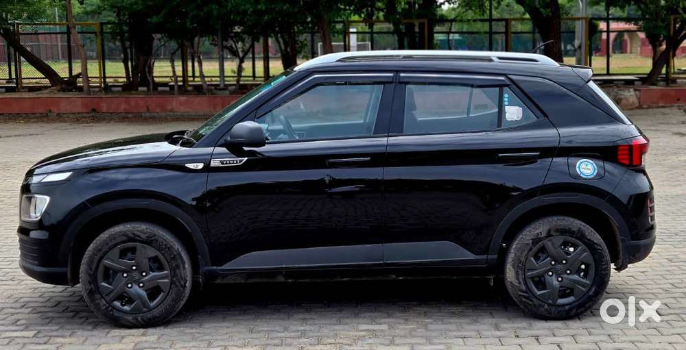 Hyundai Venue E 1.2 Petrol, 2025, Petrol