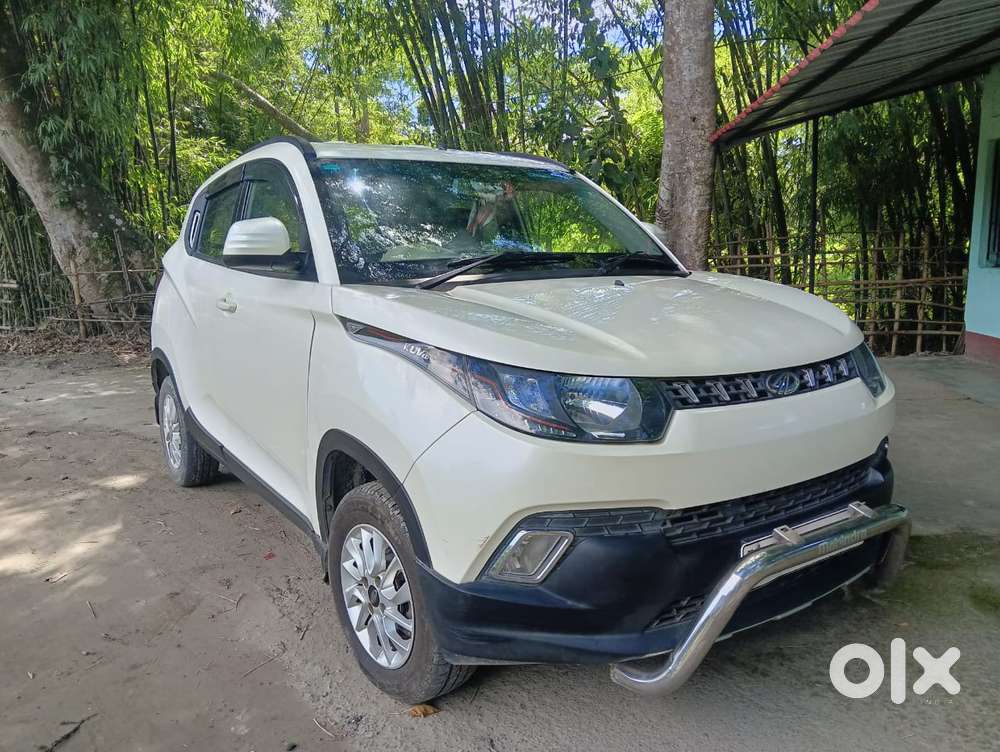 Mahindra Kuv 100 K8 5str, 2016, Petrol