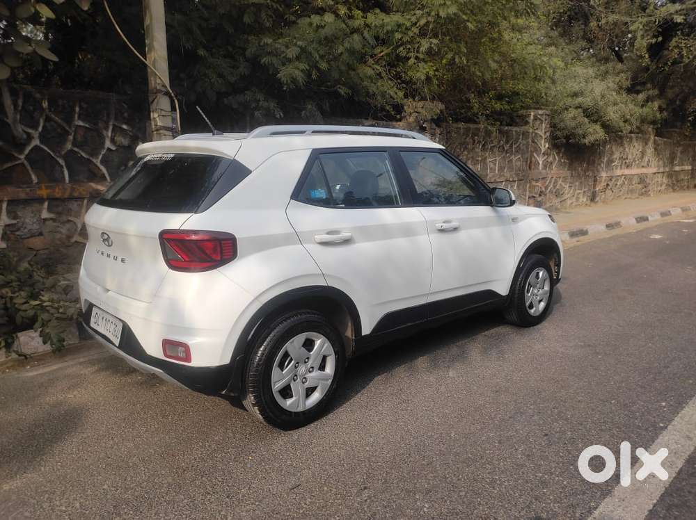 Hyundai Venue S Turbo, 2020, Petrol