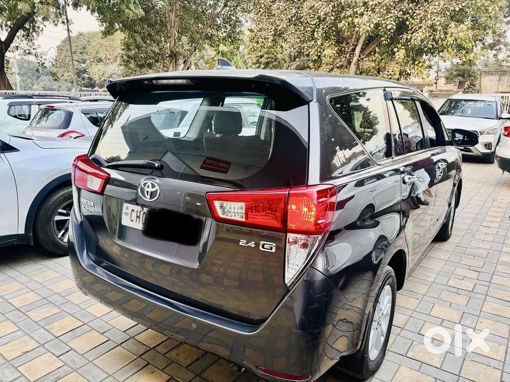 Toyota Innova Crysta 2.4 G Mt 7 Str, 2018, Diesel