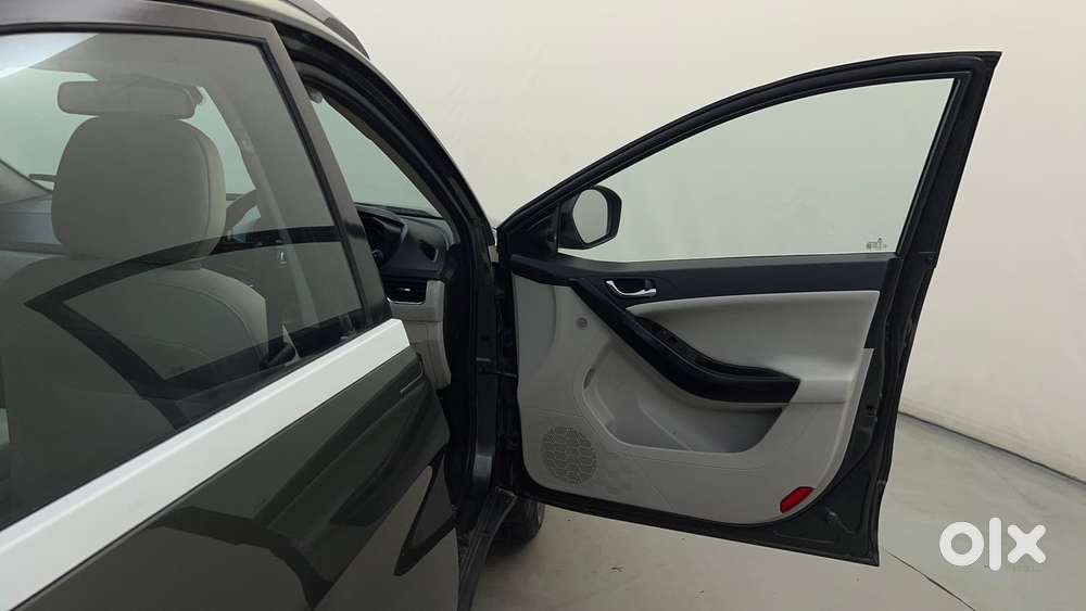 Tata Nexon 1.2 Revotron Xz Plus Premium, 2022, Petrol