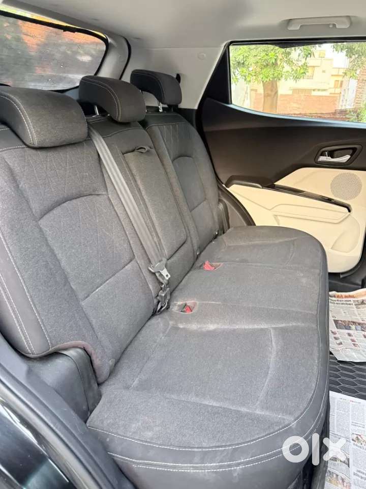 Mahindra Xuv 3xo Ax5 Ds Mt, 2024, Diesel