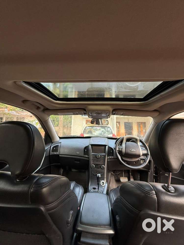 Xuv500 Automatic Low Kilometer Well Maintained