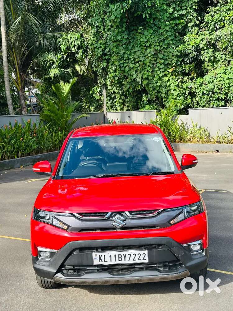 2023 Brezza Single Owner Petrol &  Company Fitted Cng 10484 Km