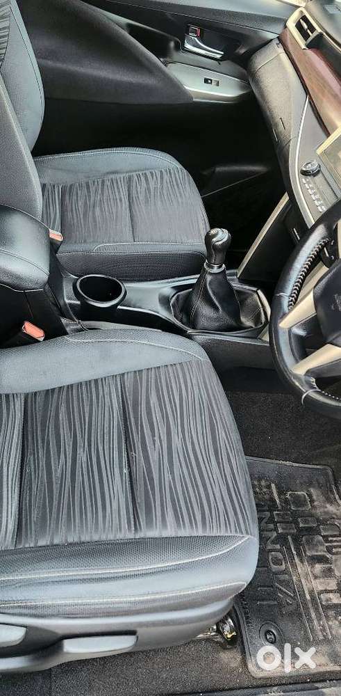 Toyota Innova Crysta 2.4 Vx Mt 8s, 2017, Diesel