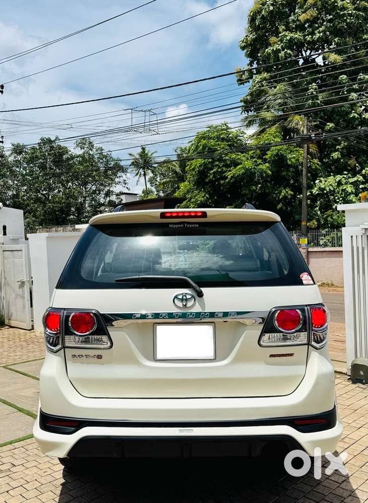 2015 Toyota Fortuner 2*4 Automatic 45000 Km Only