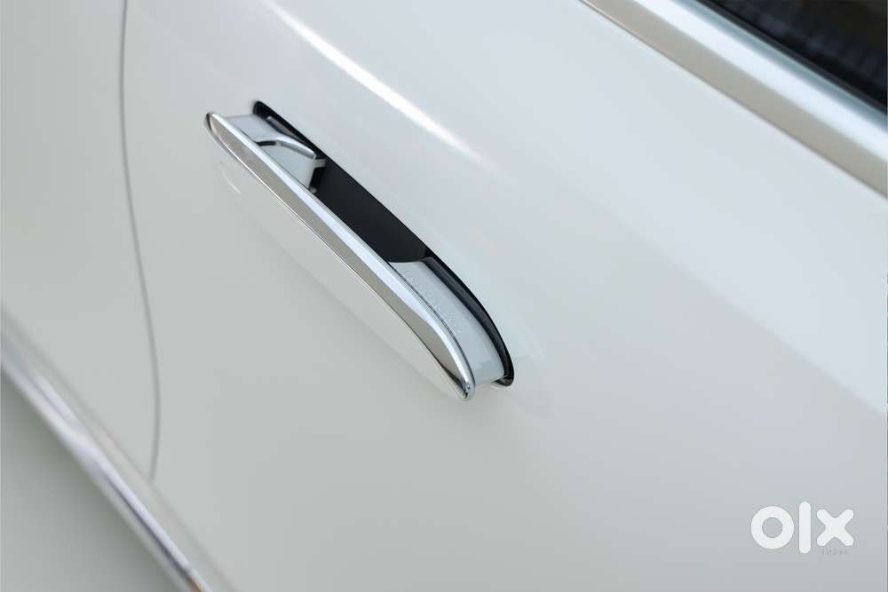 Mercedes-benz E-class E200 Lwb, 2025, Petrol