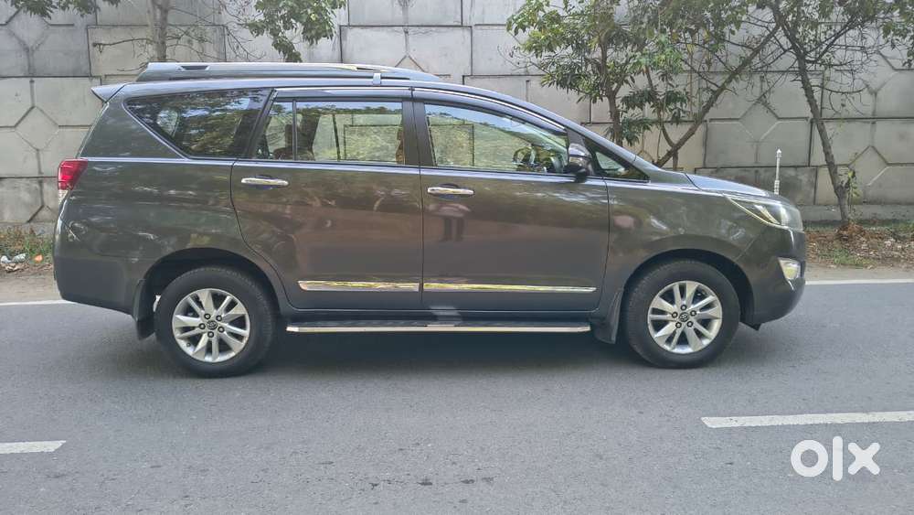 Toyota Innova Crysta 2.4 G Mt, 2017, Diesel