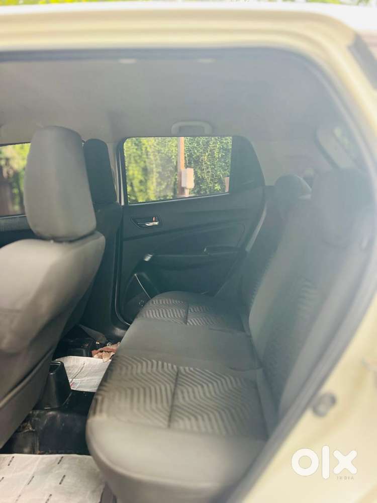 Maruti Suzuki Swift Vxi + Manual, 2021, Petrol