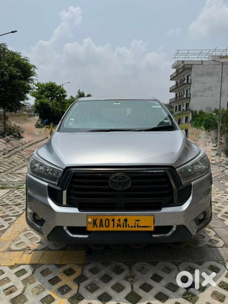 2023 Toyota Innova Crysta