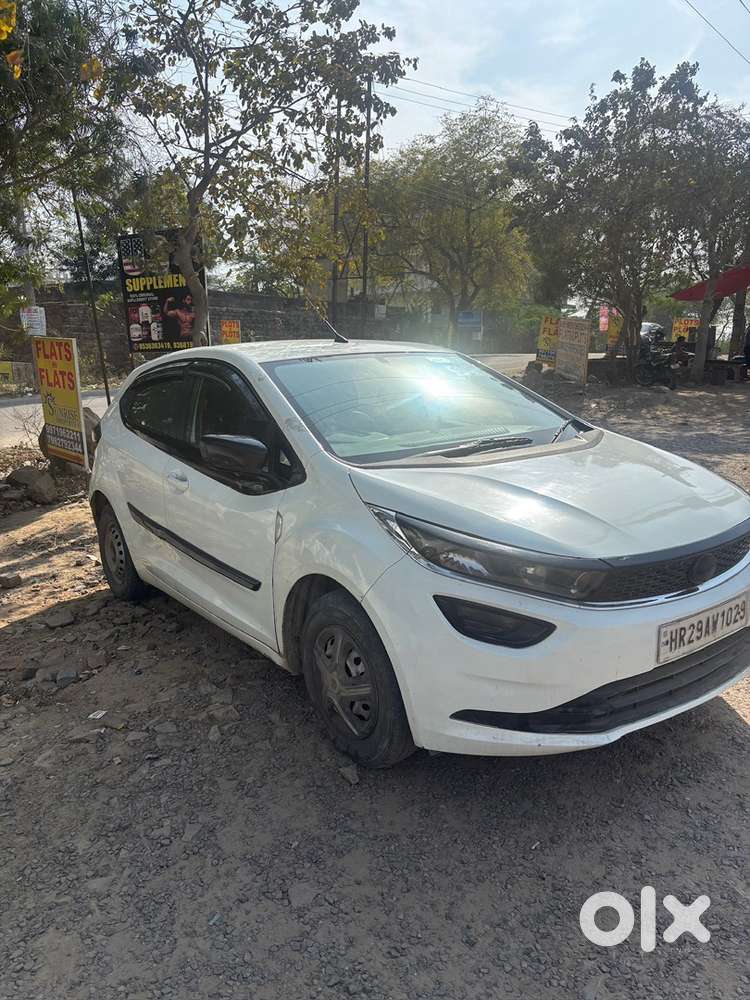 Tata Altroz 1.2 Xe 2020