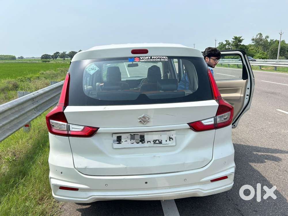 Maruti Suzuki Ertiga Vxi (o) Cng, 2022, Petrol