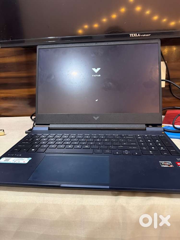 Hp victus .