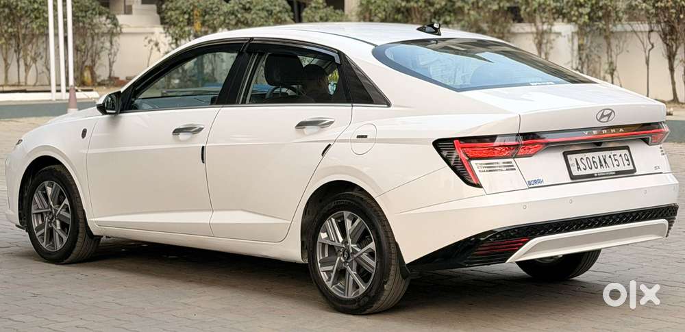 Hyundai Verna 1.5 Sx Vtvt, 2023, Petrol