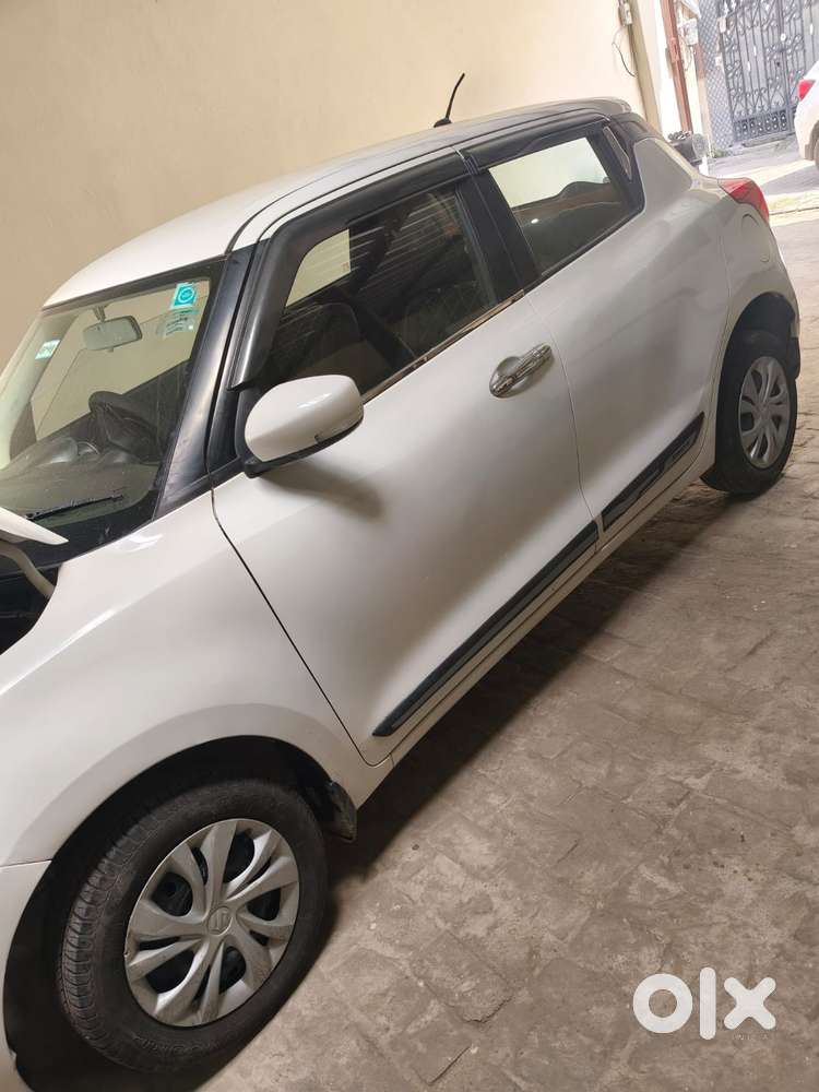Maruti Suzuki Swift Vxi Optional, 2023, Petrol