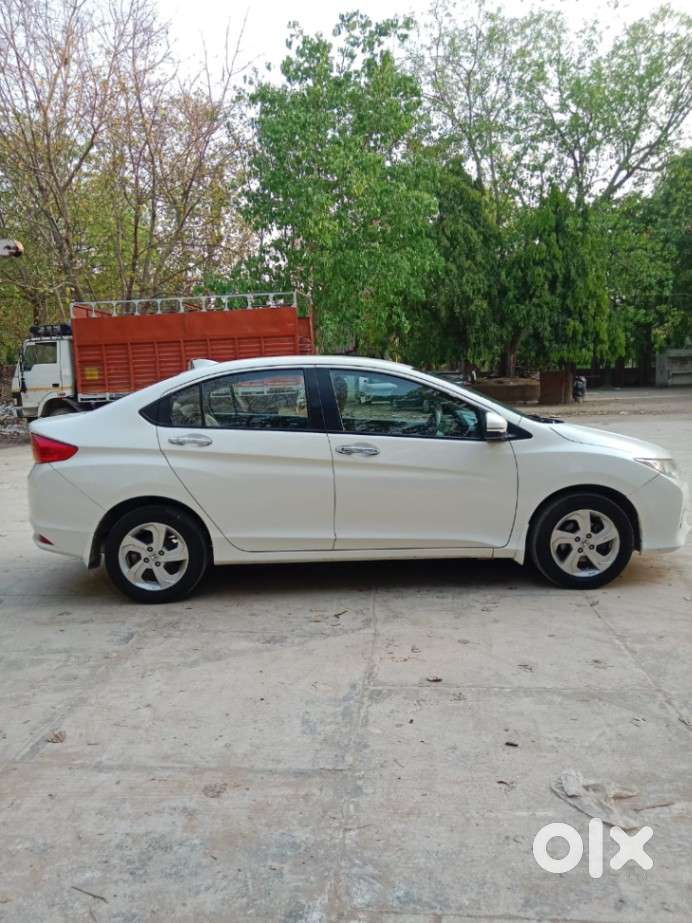 Honda City V Mt Exclusive, 2015, Petrol