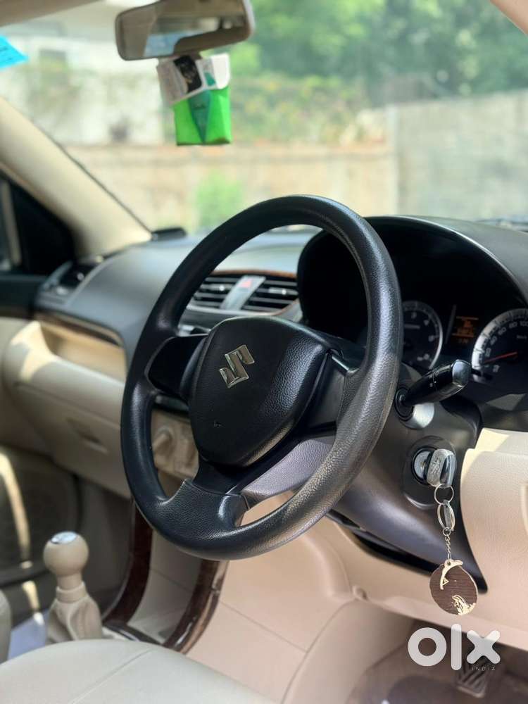 Maruti Suzuki Swift Dzire 2012-2015 Vdi, 2015, Diesel