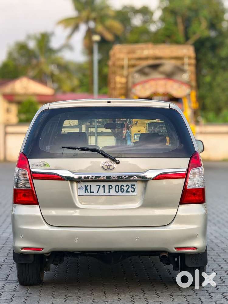 Toyota Innova 2.5 Vx 2014